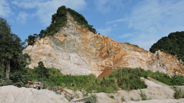 Bắc Kạn: Mất an toàn khai thác đá tại huyện Chợ Đồn