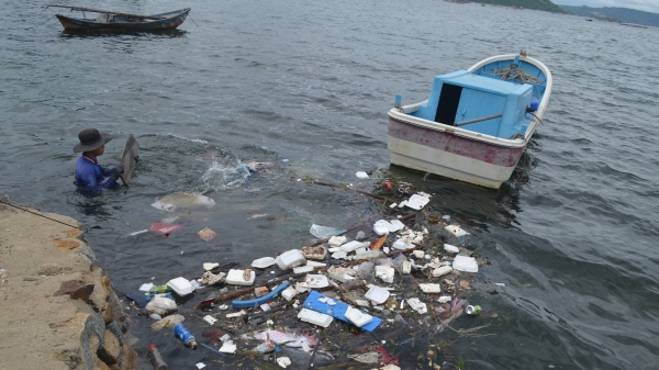 UNDP hỗ trợ thu gom, xử lý rác thải, giảm ô nhiễm biển
