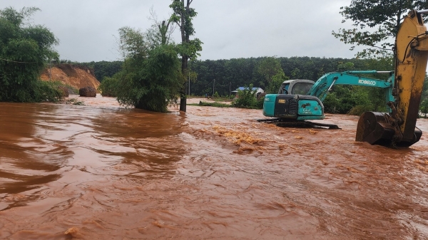 Mưa lớn gây ngập nặng tại Bình Phước
