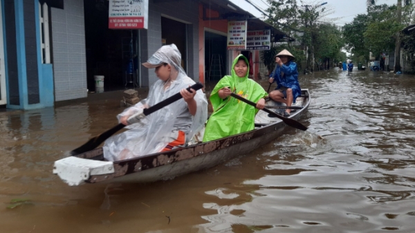 Hình ảnh ngập lụt và thiệt hại tại Thừa Thiên - Huế
