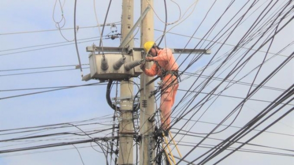Điện lực Hậu Giang giảm giá điện, tiền điện hơn 13 tỷ đồng cho khách hàng