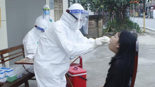 Nam Định: Nữ công nhân từ Bắc Giang trở về nghi mắc Covid-19