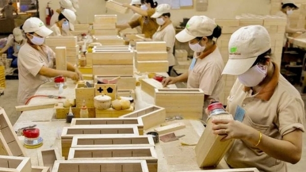 The Ministry of Industry and Trade anticipates Vietnam’s wood export recovery in 2024