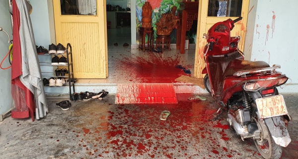 Phóng viên báo Tuổi trẻ TP,HCM bị ‘khủng bố’ bằng tiết lợn
