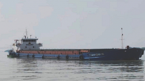 Tàu chở sắt va chạm tàu cá, 2 ngư dân Lập Lễ thiệt mạng