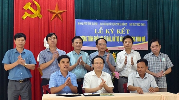 69 đơn vị tham gia đỡ đầu giúp Hương Khê đạt chuẩn huyện NTM