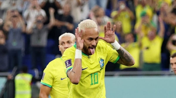 Neymar sắp xô đổ kỷ lục ghi bàn của Vua bóng đá Pele