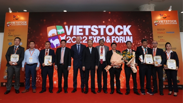 Vietstock Awards 2023 có 18 giải thưởng chăn nuôi, 7 giải thưởng thủy sản