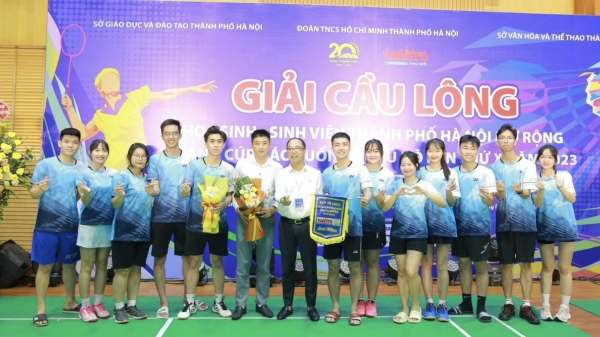 Khai mạc Giải Cầu lông học sinh - sinh viên mở rộng tranh cúp Báo Tuổi trẻ Thủ đô lần thứ X