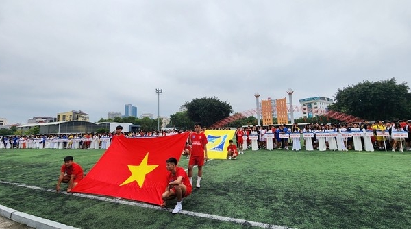 100 đội tranh tài tại Giải bóng đá học sinh THPT Hà Nội