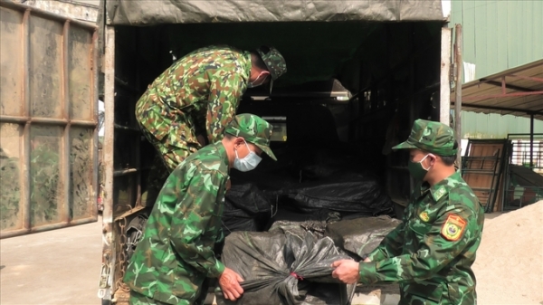Lào Cai: Trực chiến 24/24 giờ để chặn đứng buôn lậu qua biên giới