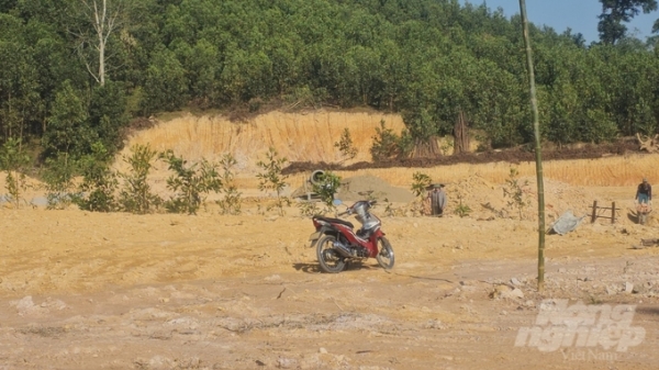 Bạt đồi, lấy đất san lấp trái phép tại huyện Như Xuân