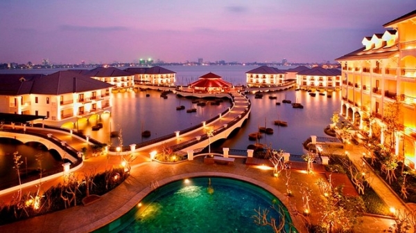 InterContinental Hanoi Westlake: Top 10 khách sạn trong phố tốt nhất Việt Nam