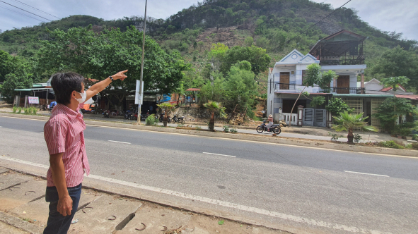 ThaiGroup nổ mìn khai thác đá gây nguy hiểm cho các hộ dân