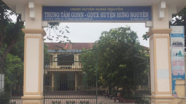 Khởi tố, bắt tạm giam Giám đốc Trung tâm GDNN - GDTX huyện Hưng Nguyên