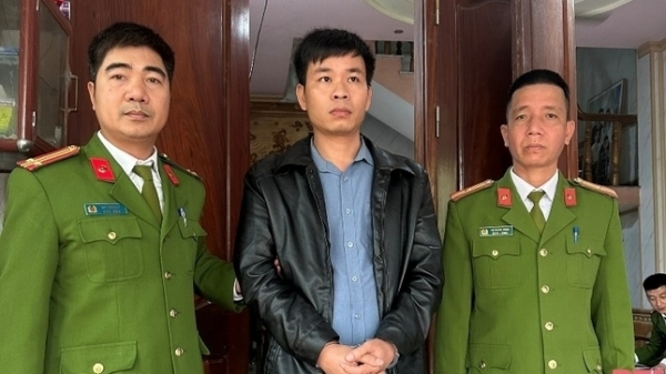 Bắt cựu cán bộ địa chính thị trấn Quý Lộc