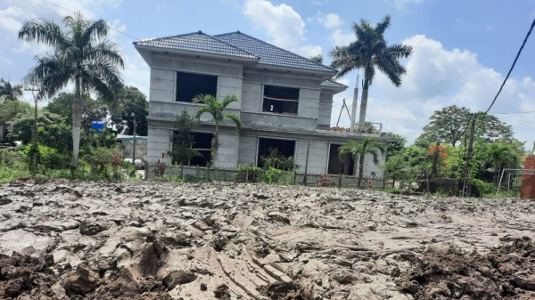 Nam Định chỉ đạo kiểm tra thông tin 'dùng đất bùn làm mái đê xung yếu'
