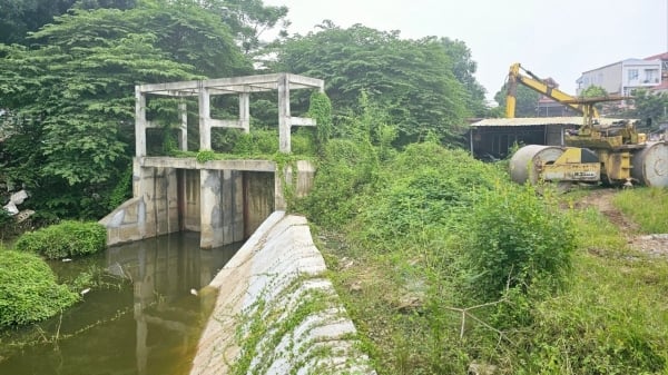 Cải tạo công trình thủy lợi sông Cà Lồ Cụt gây sụt lún nhà dân