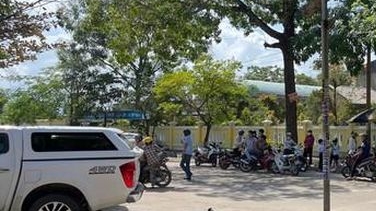 Truy tìm 2 đối tượng cướp ngân hàng ở Quảng Nam