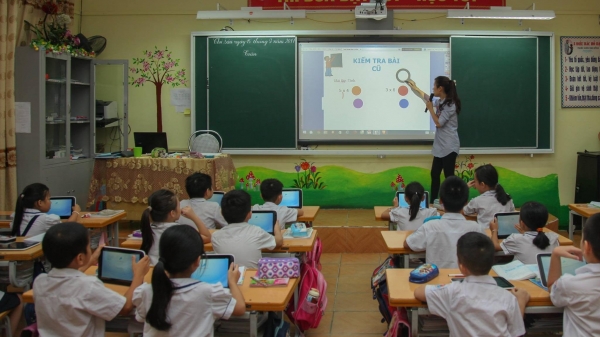 Quảng Ninh: Trường xin tiền phụ huynh để xây trạm điện gần 600 triệu đồng