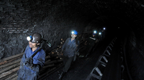 Phó Thủ tướng xúc động thấy sự vất vả của công nhân ngành than