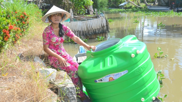 'Phủ xanh Miền Tây' đến với bà con nông dân Kiên Giang