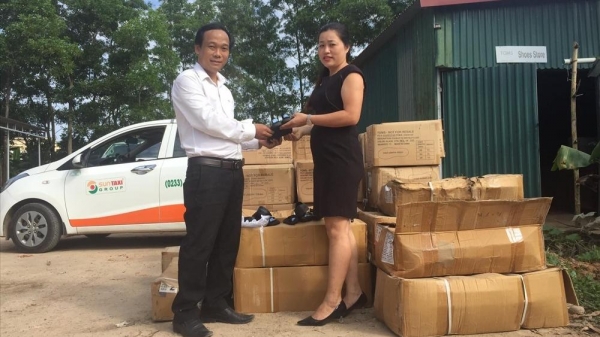 Công ty Mỹ tài trợ hơn 47.000 đôi giày cho trẻ em nghèo Quảng Trị