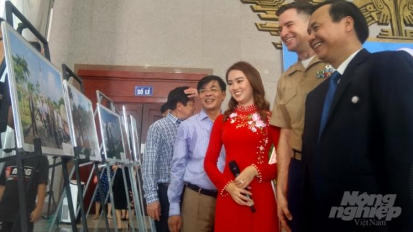 Triển lãm ảnh 25 năm quan hệ ngoại giao Việt Nam - Mỹ tại Quảng Trị