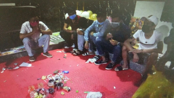 Nhóm thanh niên mượn tầng hầm quán karaoke để sử dụng ma túy