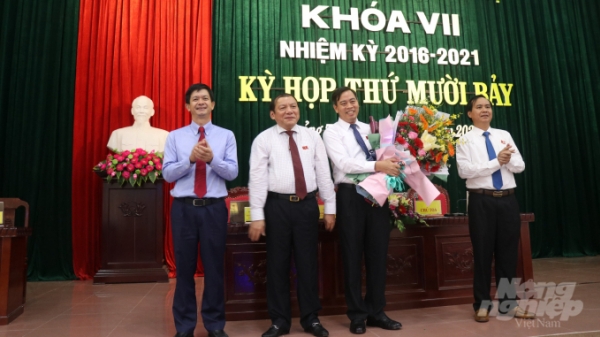 Miễn nhiệm chức danh Chủ tịch HĐND tỉnh Quảng Trị đối với ông Nguyễn Văn Hùng