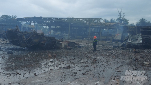 Cháy kho kiểm hóa sát biên giới Việt - Lào, 6 người thương vong