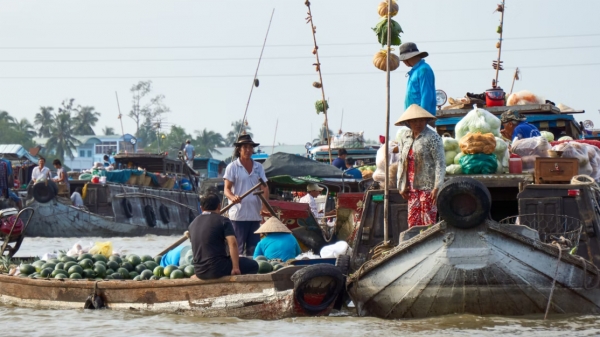 Sinh kế người dân hạ nguồn sông Mekong ngày thêm khó