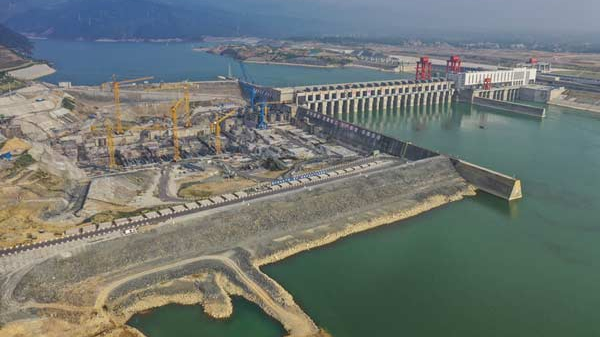 Một ngày Trung Quốc khởi công ba dự án nước, trị giá gần 120 tỷ USD