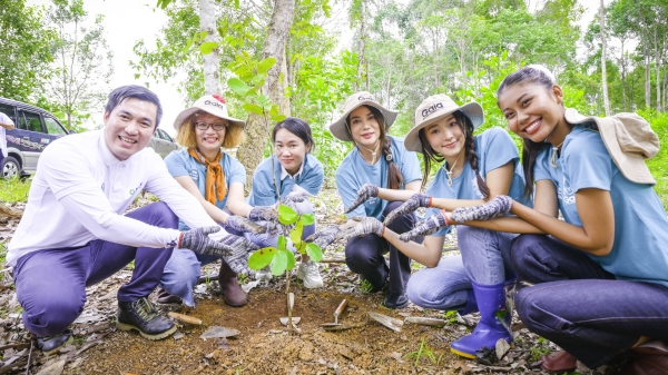 Hoa hậu Trái đất 2022 trồng cây ở Khu Bảo tồn thiên nhiên - Văn hóa Đồng Nai