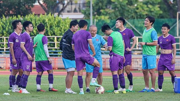 Indonesia vs Việt Nam: Thầy Park Hang-Seo nhận 'tin xấu'
