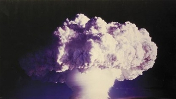 Những quả bom chết chóc nhất hành tinh: Cả hòn đảo 'bốc hơi' sau tích tắc