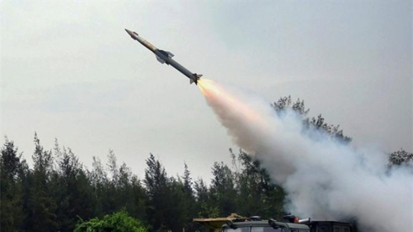 Trung Quốc khoe tên lửa đạn đạo liên lục địa mới có thể bắn tới Mỹ