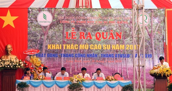 Công ty cao su Phú Riềng tổ chức Lễ ra quân khai thác mủ cao su năm 2019