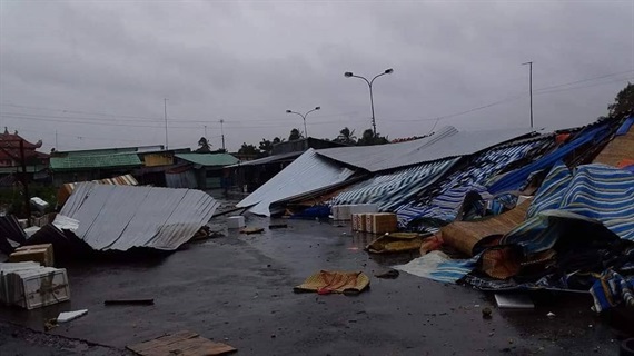 Tiền Giang: Mưa lớn làm tốc mái 46 căn nhà