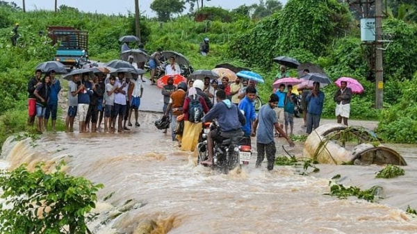 Hơn 200 người ở Ấn Độ thiệt mạng vì lũ lụt