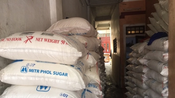 Phát hiện hơn 43 tấn đường không rõ nguồn gốc