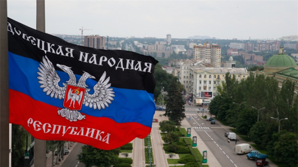 Donetsk gấp gáp soạn hiến pháp, tính chuyện sáp nhập với Luhansk
