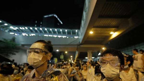 Phe biểu tình Hong Kong chi viện cho lực lượng ở Mong Kok