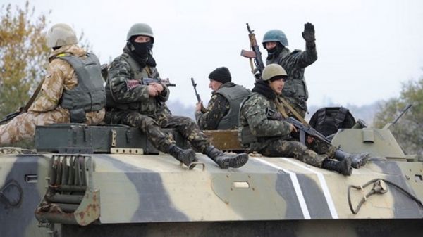 Chuyên gia Ukraine: Phương Tây 'giúp' Ukraine phá hoại đất nước