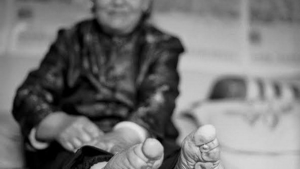 Những người phụ nữ bó chân cuối cùng tại Trung Quốc