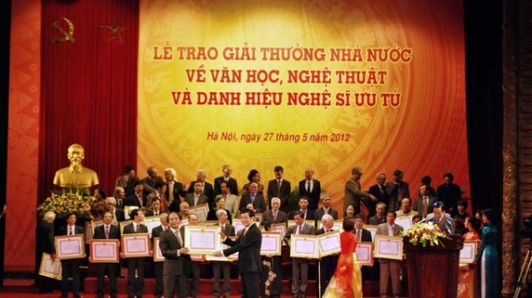 Chi tiết tiêu chuẩn xét tặng Giải thưởng Hồ Chí Minh, Giải thưởng Nhà nước về VHNT