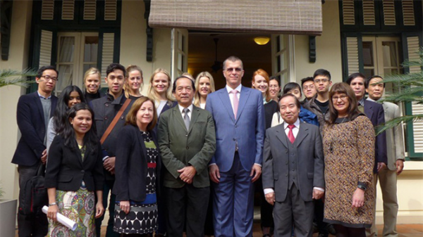 Tài trợ 100 triệu đô la cho sinh viên Úc học tại Việt Nam