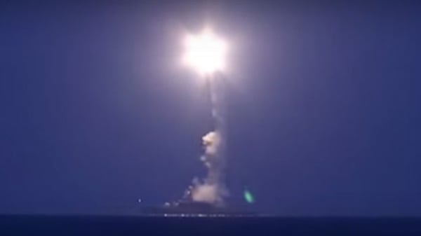 Bao nhiêu USD một quả tên lửa Nga dùng bắn IS?