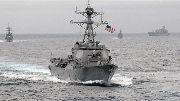 Trung Quốc triệu tập đại sứ Mỹ sau khi tàu tên lửa USS Lassen tuần tra Biển Đông