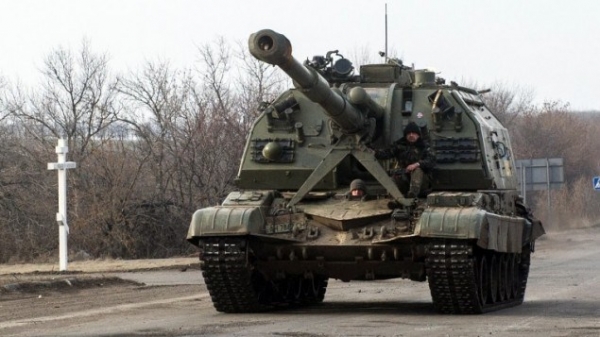 NATO tố cáo Nga đưa hơn 1.000 thiết bị quân sự vào Đông Ukraine